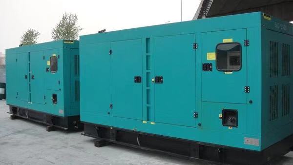 零陵康明斯400kw大型柴油二手发电机组